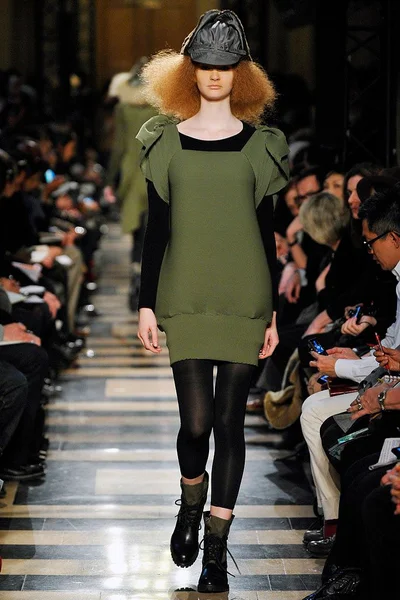 Look 23